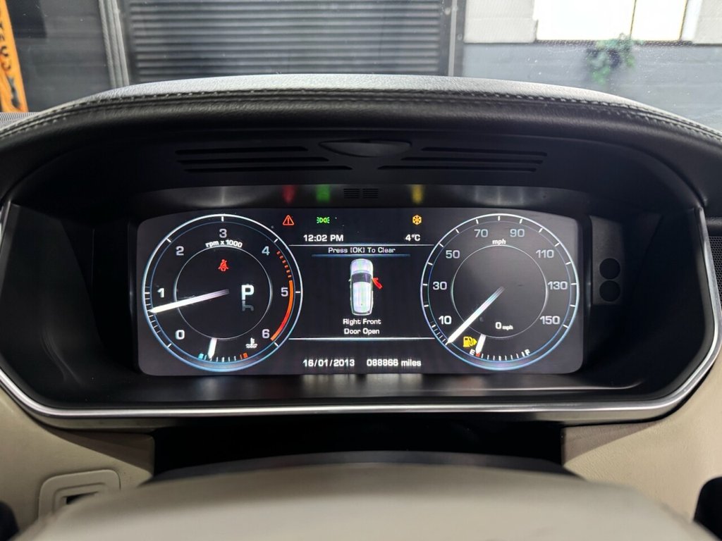 Used Land Rover Range Rover 2014 for sale - 77200319: Photo 27