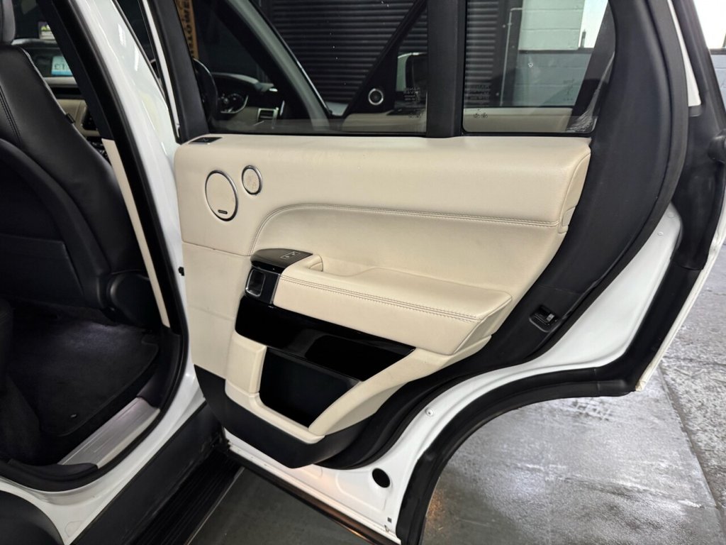 Used Land Rover Range Rover 2014 for sale - 77200319: Photo 30