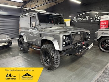 Used Land Rover Defender 2010 for sale - 79276018: Photo