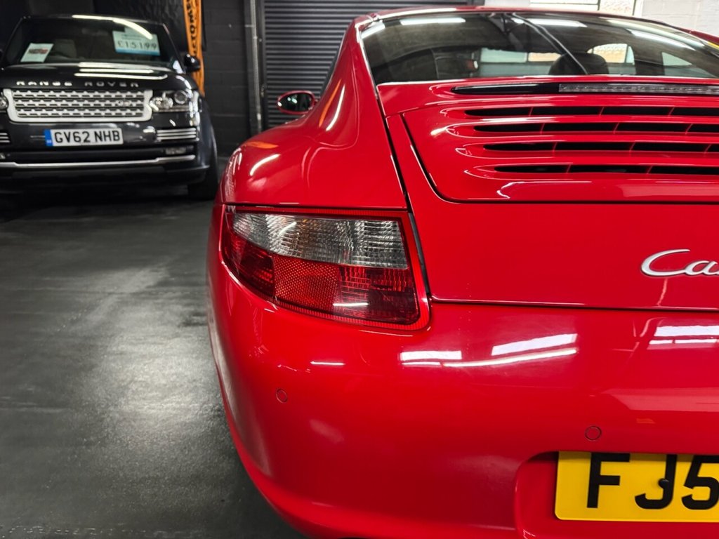 Used Porsche 911 2006 for sale - 76395859: Photo 12