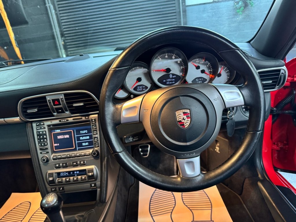 Used Porsche 911 2006 for sale - 76395859: Photo 21