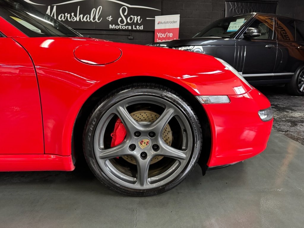 Used Porsche 911 2006 for sale - 76395859: Photo 4