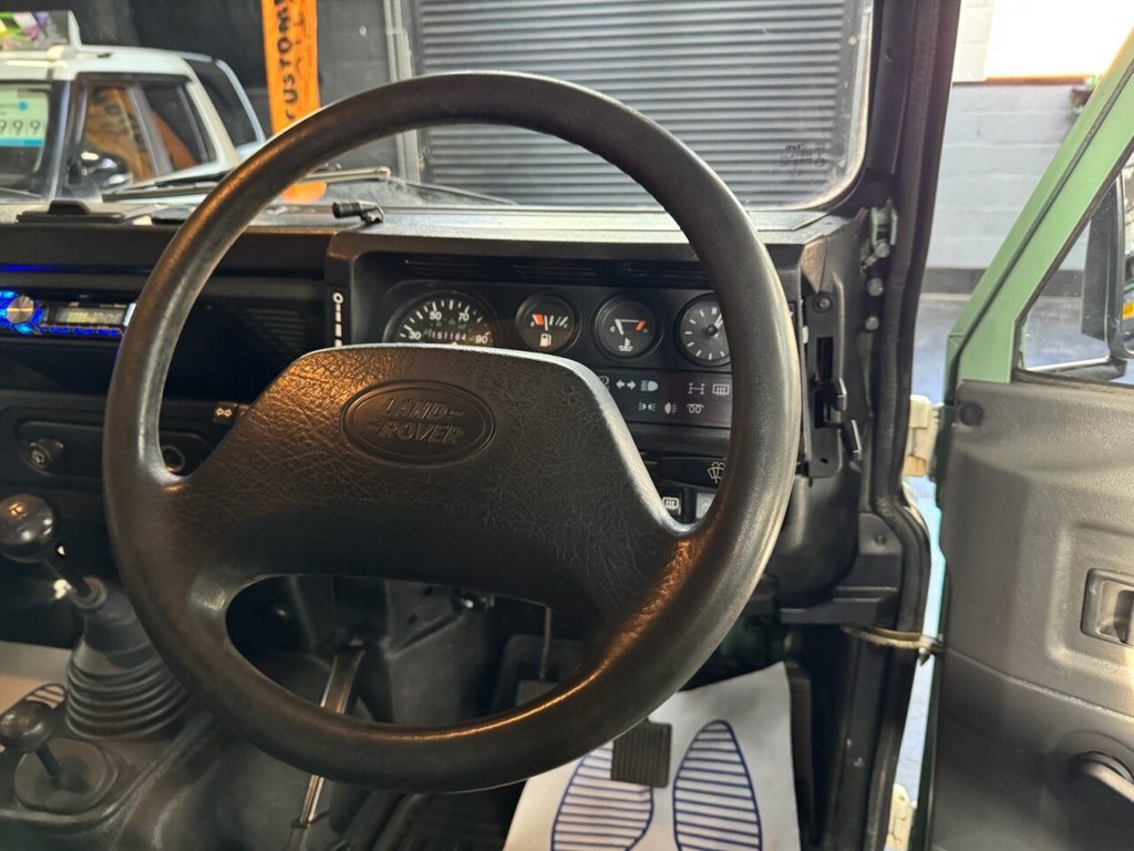 Used Land Rover Defender 1997 for sale - 77667282: Photo 16