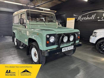 Used Land Rover Defender 90 1997 for sale - 77667282: Photo