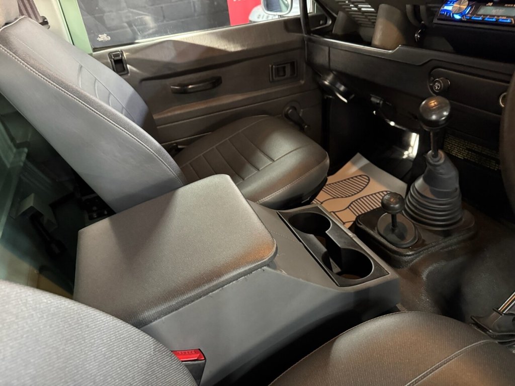 Used Land Rover Defender 1997 for sale - 77667282: Photo 20