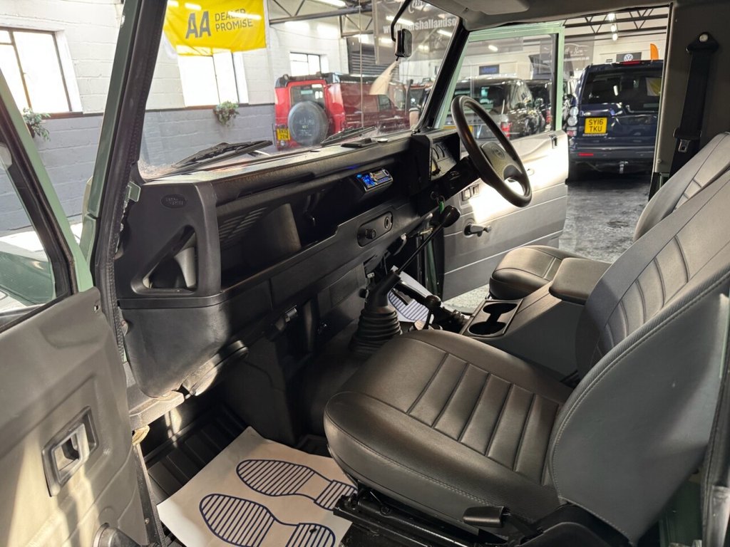 Used Land Rover Defender 1997 for sale - 77667282: Photo 22