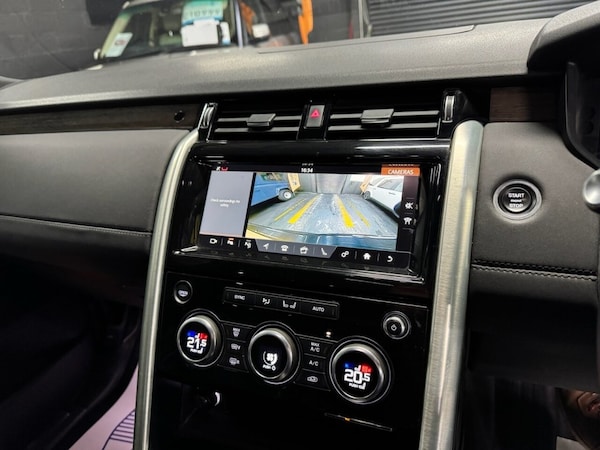 Used Land Rover Discovery 5 2019 for sale - 73953441: Photo 28