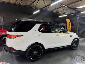 Used Land Rover Discovery 2018 for sale - 79221410: Photo