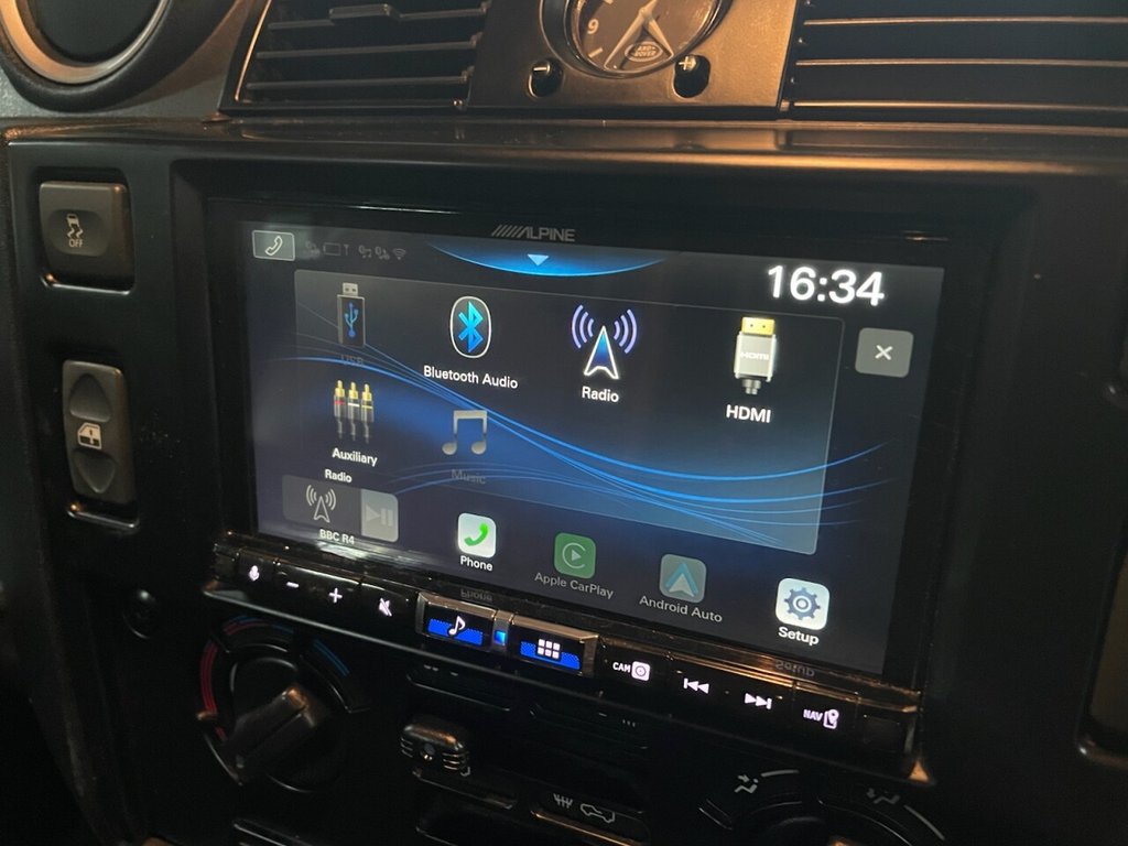 Used Land Rover Defender 2015 for sale - 77171526: Photo 9