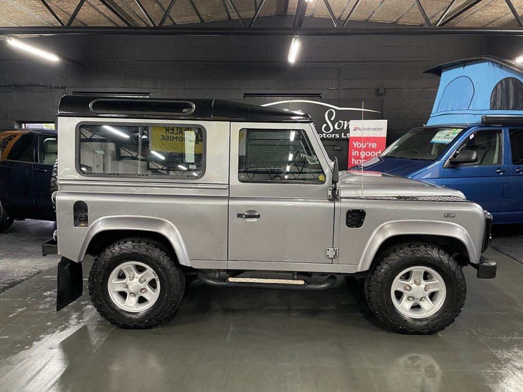 Used Land Rover Defender 90 2013 for sale - 77668878: Photo 11