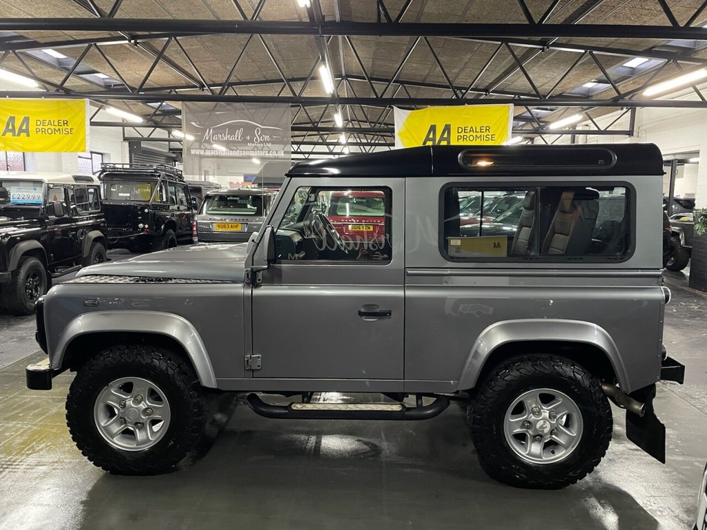 Used Land Rover Defender 90 2013 for sale - 77668878: Photo 19