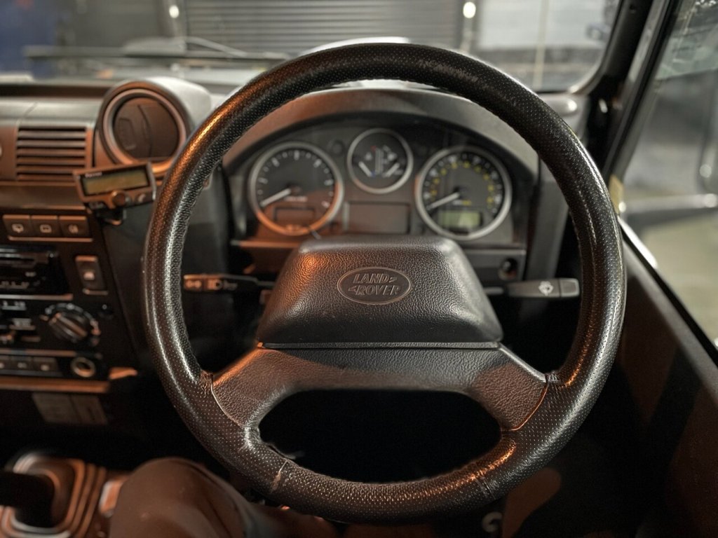 Used Land Rover Defender 90 2013 for sale - 77668878: Photo 20