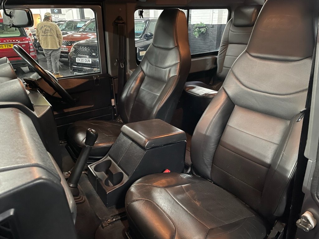 Used Land Rover Defender 90 2013 for sale - 77668878: Photo 26