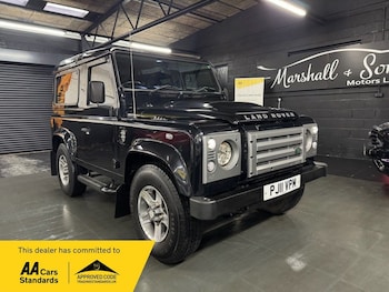 Used Land Rover Defender 90 2011 for sale - 77212819: Photo