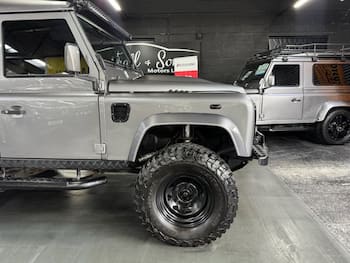 Used Land Rover Defender 2010 for sale - 79666836: Photo