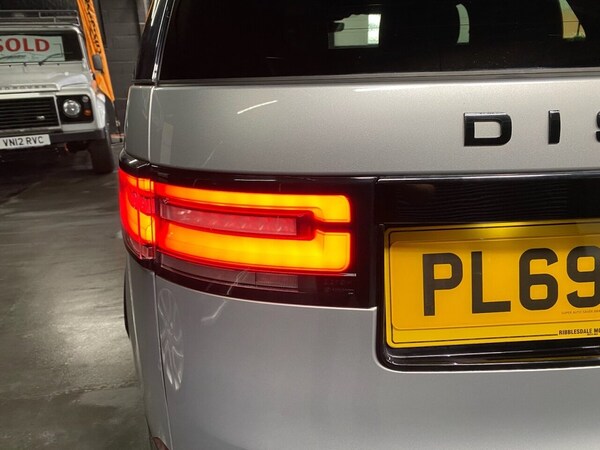Used Land Rover Discovery 5 2019 for sale - 71782046: Photo 16