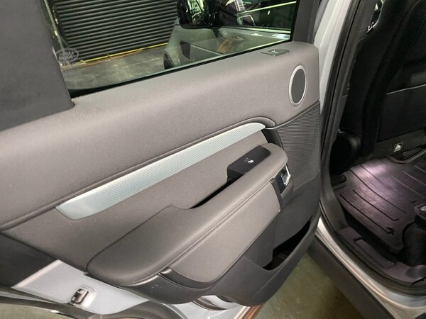 Used Land Rover Discovery 5 2019 for sale - 71782046: Photo 35