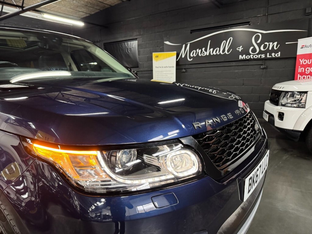 Used Land Rover Range Rover Sport 2017 for sale - 76345592: Photo 4