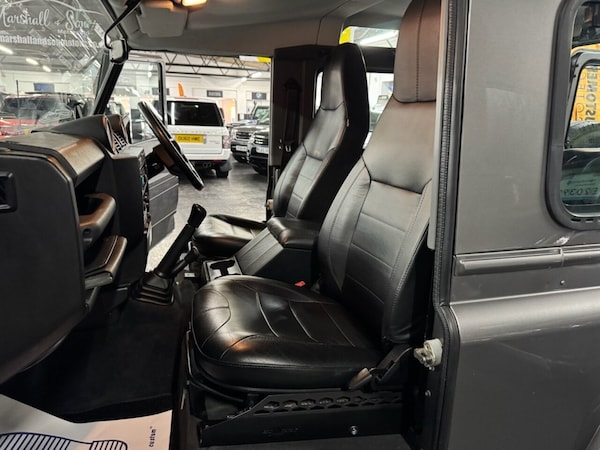 Used Land Rover Defender 2007 for sale - 76304300: Photo 29
