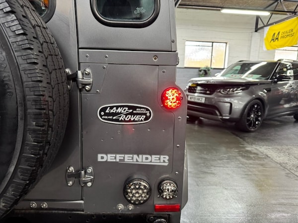 Used Land Rover Defender 2007 for sale - 76304300: Photo 9