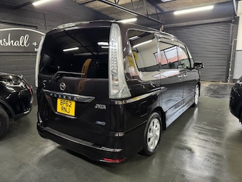 Used Nissan Serena 2023 for sale - 76496164: Photo