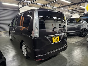 Used Nissan Serena 2023 for sale - 76496164: Photo