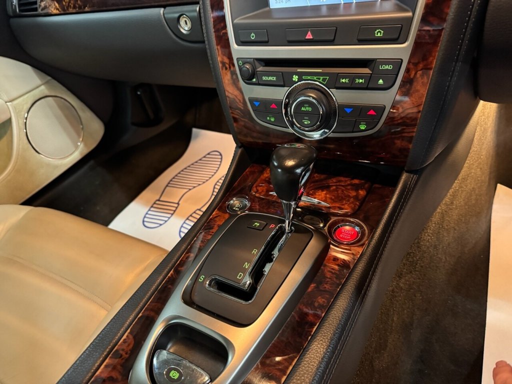 Used Jaguar XKR 2007 for sale - 76406416: Photo 18