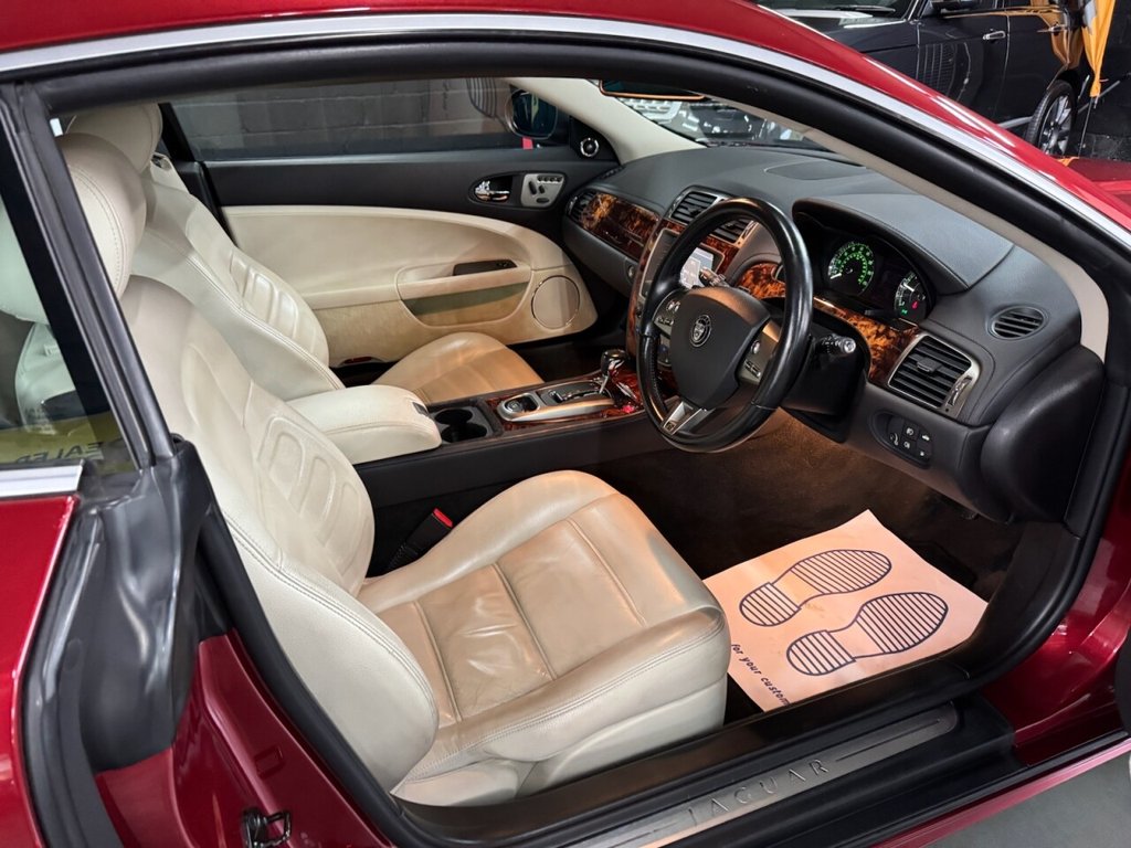 Used Jaguar XKR 2007 for sale - 76406416: Photo 21