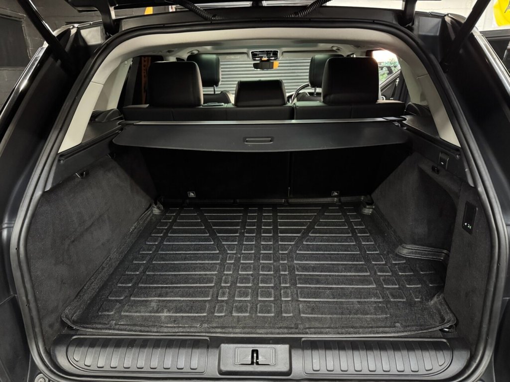 Used Land Rover Range Rover Sport 2017 for sale - 76396327: Photo 33