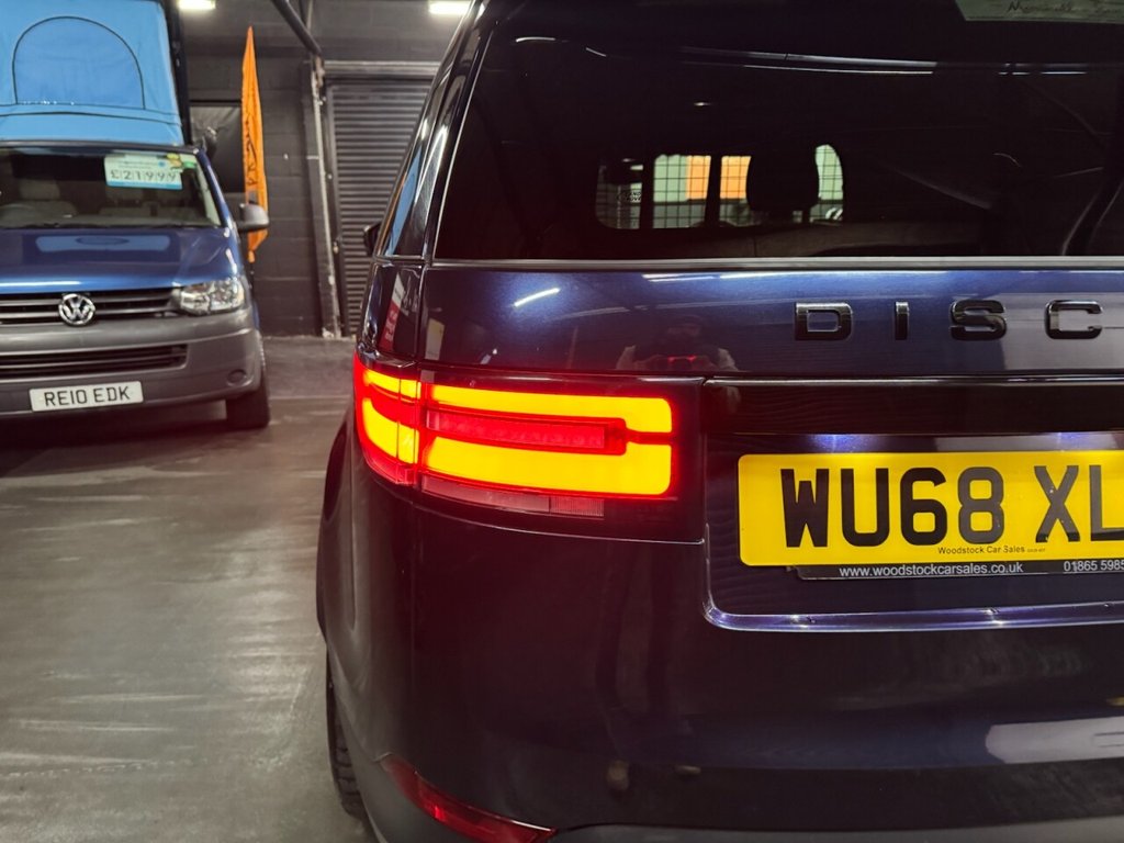 Used Land Rover Discovery 2018 for sale - 76632236: Photo 11