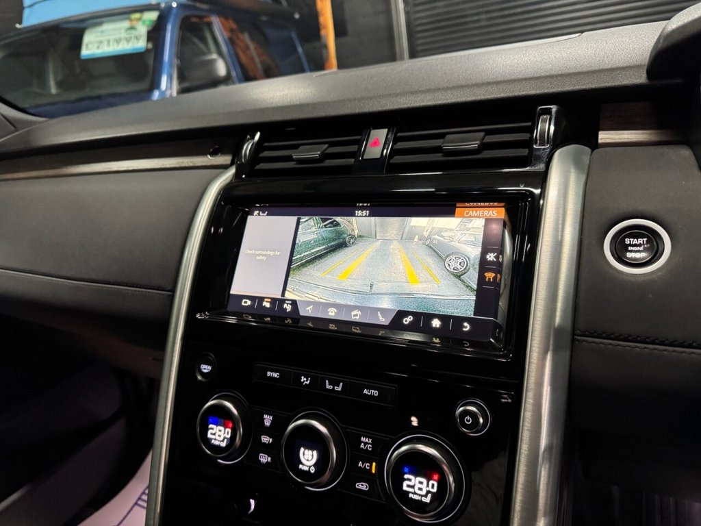 Used Land Rover Discovery 2018 for sale - 76632236: Photo 21