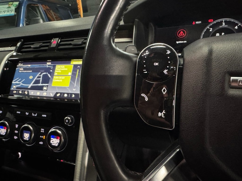 Used Land Rover Discovery 2018 for sale - 76632236: Photo 23