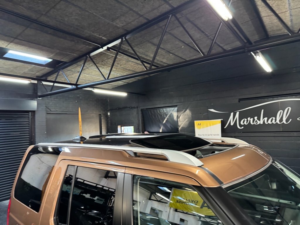 Used Land Rover Discovery 2016 for sale - 76698726: Photo 5