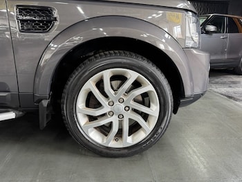 Used Land Rover Discovery 2016 for sale - 77250165: Photo