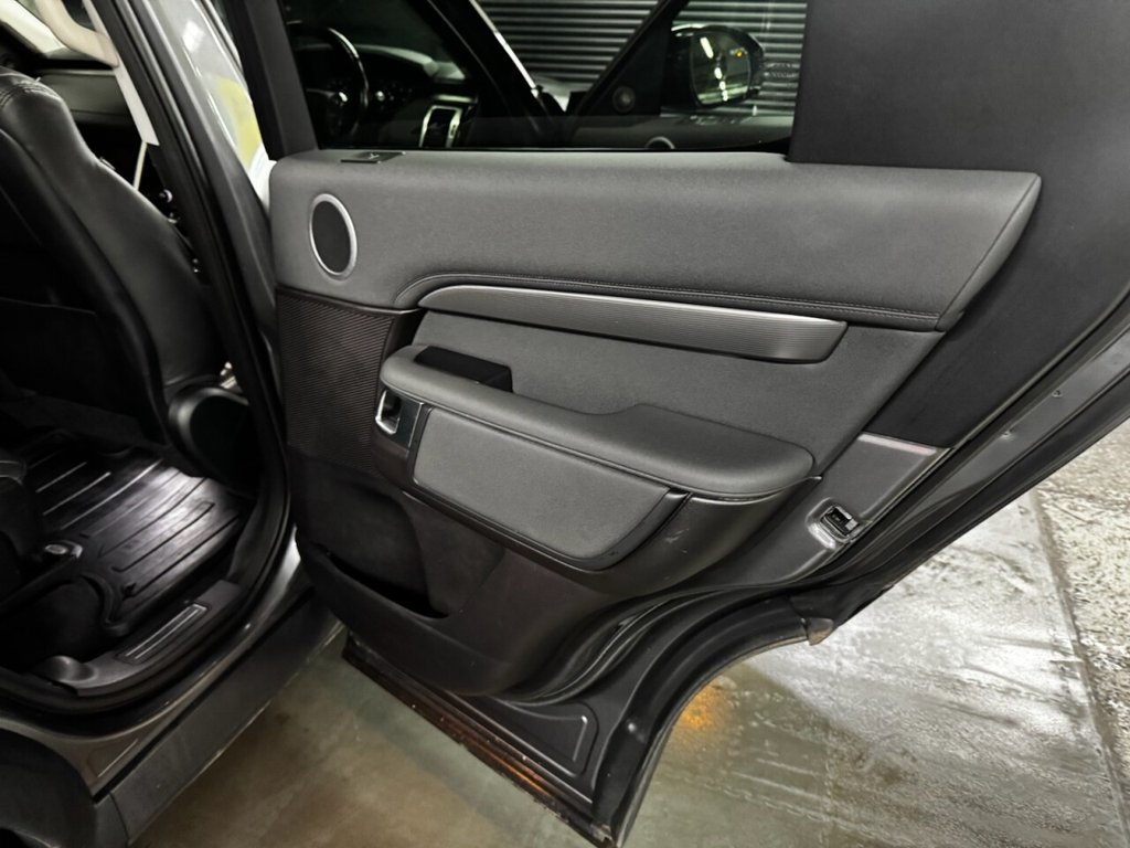 Used Land Rover Discovery 2018 for sale - 77821440: Photo 28