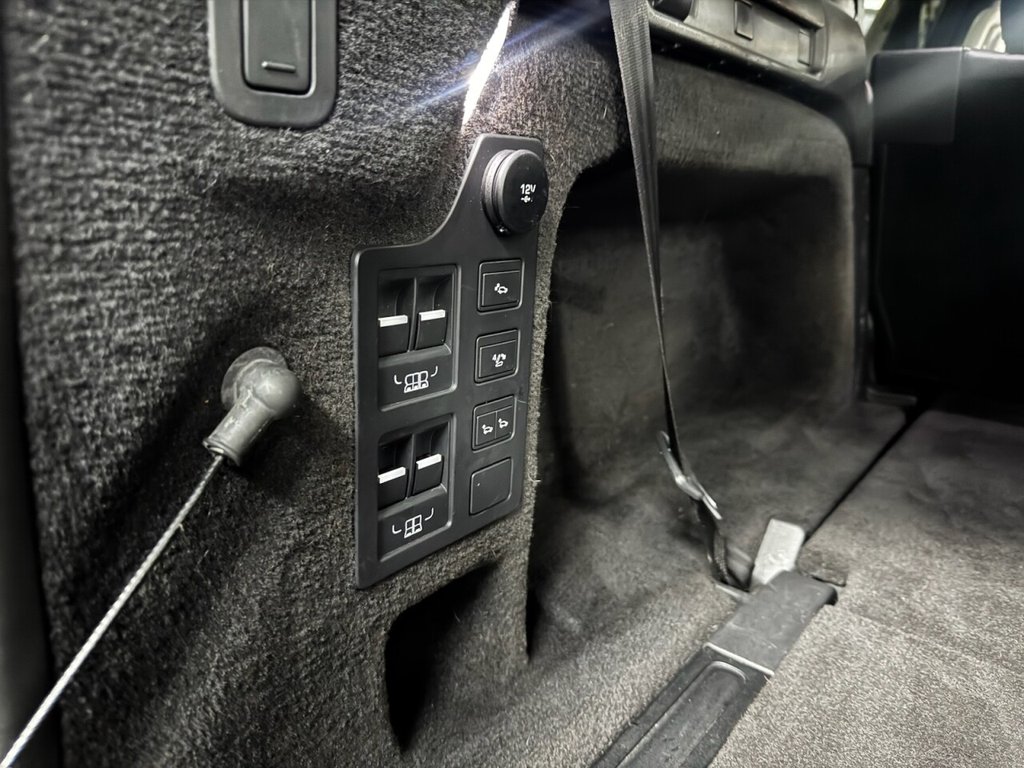 Used Land Rover Discovery 2018 for sale - 77821440: Photo 32