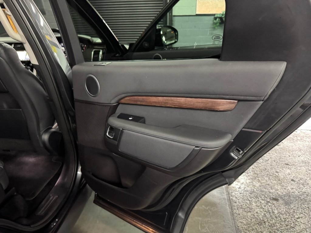 Used Land Rover Discovery 2019 for sale - 77534009: Photo 24