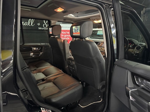Used Land Rover Discovery 4 2016 for sale - 76081043: Photo 31