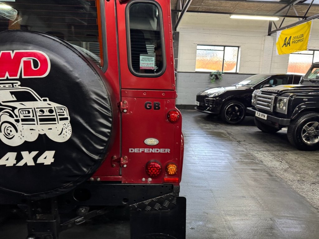 Used Land Rover Defender 90 2009 for sale - 77384606: Photo 9