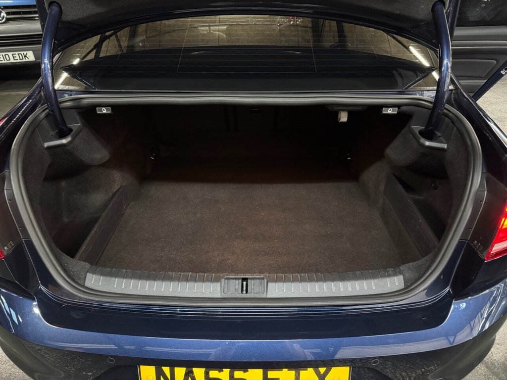 Used Volkswagen Passat 2016 for sale - 76617923: Photo 32