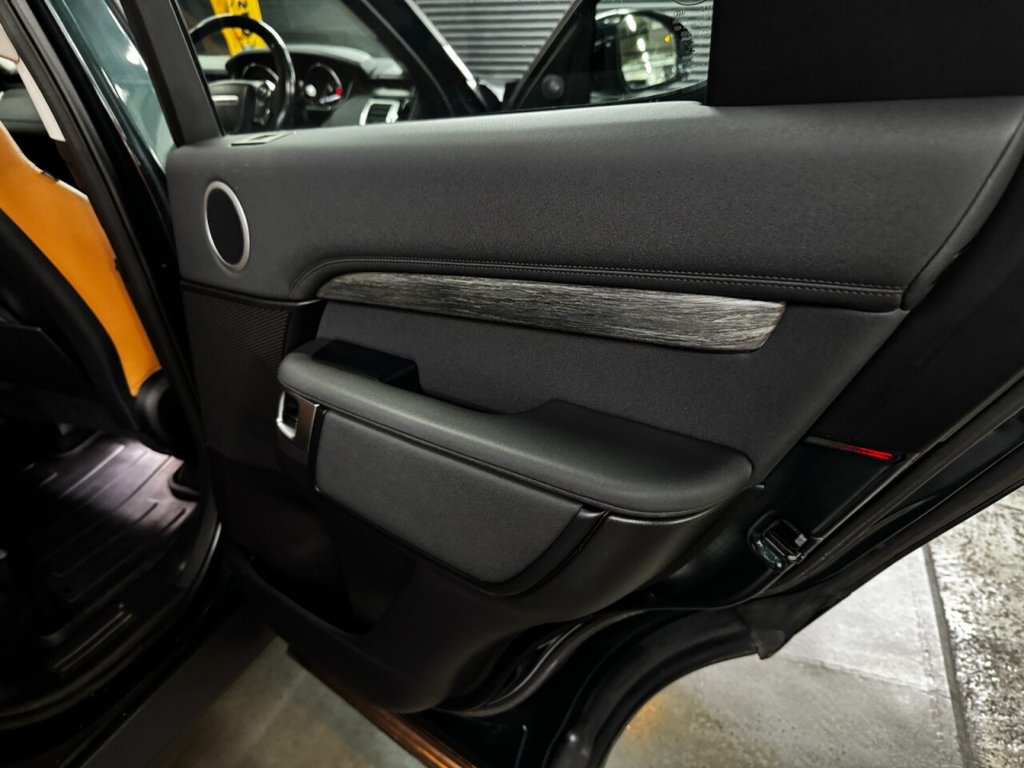 Used Land Rover Discovery 2017 for sale - 78044654: Photo 23