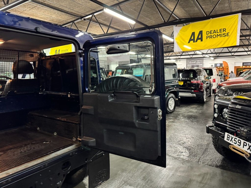 Used Land Rover Defender 90 2013 for sale - 76724924: Photo 23