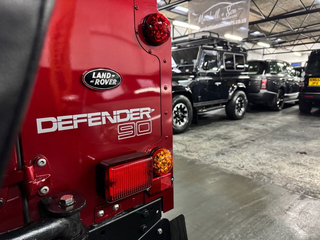 Used Land Rover Defender 90 1996 for sale - 77733978: Photo 11