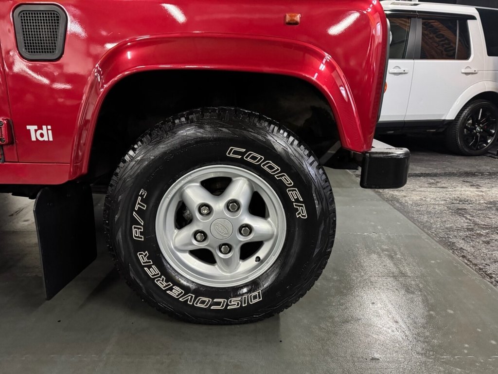 Used Land Rover Defender 90 1996 for sale - 77733978: Photo 5