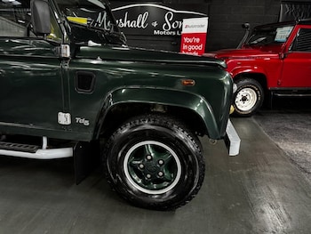 Used Land Rover Defender 90 1999 for sale - 78702357: Photo