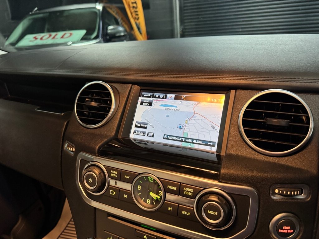 Used Land Rover Discovery 2015 for sale - 77464229: Photo 17