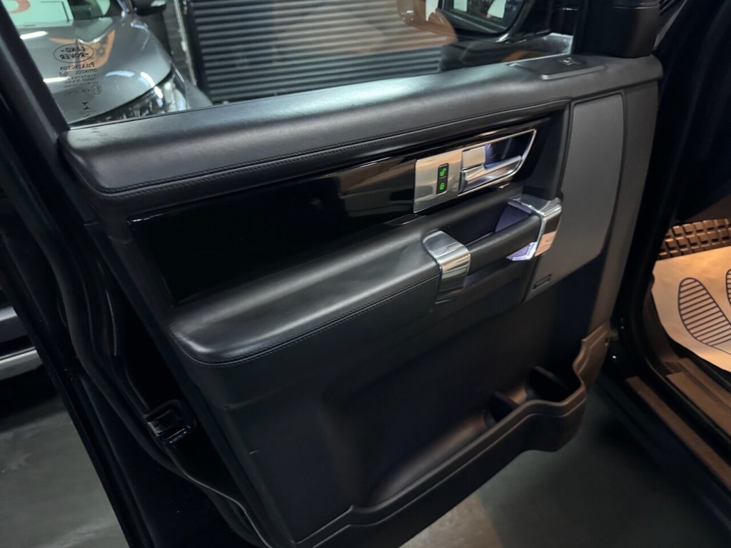 Used Land Rover Discovery 2015 for sale - 77464229: Photo 32