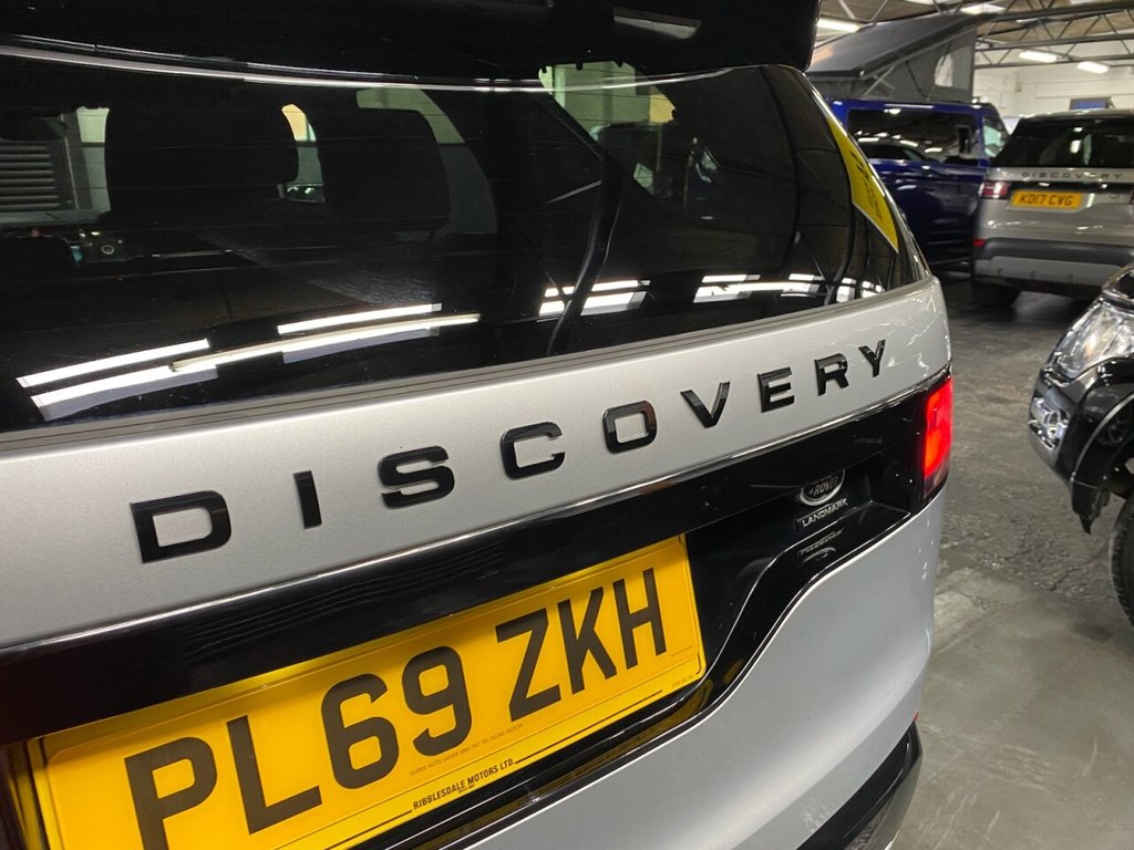 Used Land Rover Discovery 5 2019 for sale - 77359849: Photo 11