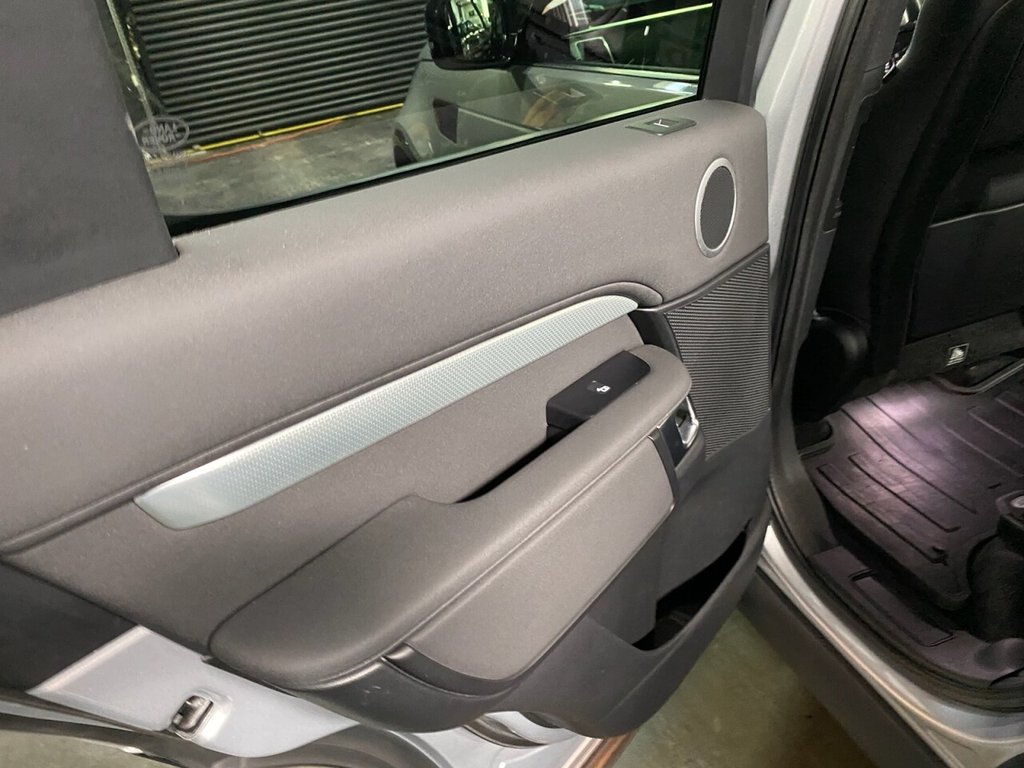 Used Land Rover Discovery 5 2019 for sale - 77359849: Photo 35