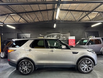 Used Land Rover Discovery 2017 for sale - 75865273: Photo